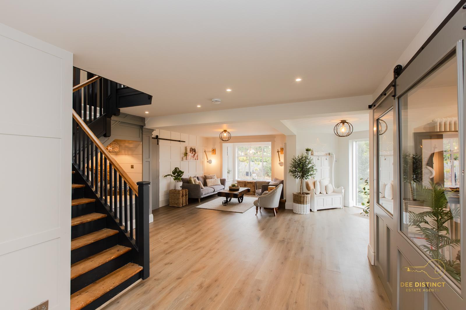 WhatsApp Image 2025-10-25 at 08.58.17 (2)